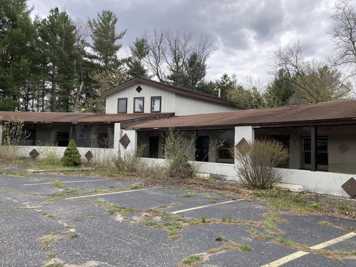 Hospitality House Motel (Marshall Motel) - 2022 Photo From John Harrow (newer photo)